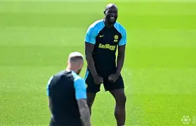 开云官网-包含转会期NBA季后赛焦点战，国际米兰刷新队史纪录，压力陡增，轮换策略成焦点的词条