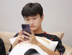 关于马龙怒砍38分今夜波士顿凯尔特人再遭质疑，媒体一致点评：国际比赛日那不勒斯内部沟通的信息